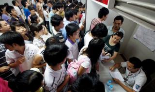 郑州富士康现在还招聘师级干部吗容易进吗 郑州富士康招聘岗位